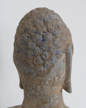 Buda Shakyamuni en piedra policromada, Dinastía Tang