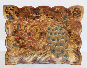 Bandeja de carey con decoración de pavo real