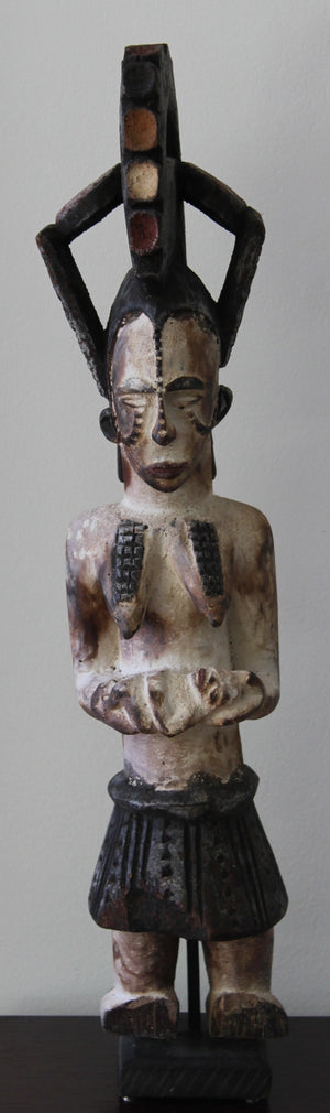 Reina Madre Igbo. Sociedad Mmwo