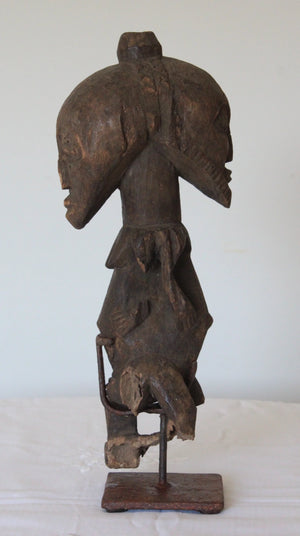 Estatua Hemba Kabeja