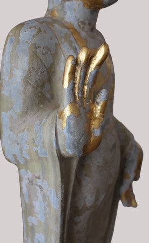 Buda y Bodhisattva en Piedra Tallada Dorada y Policromada