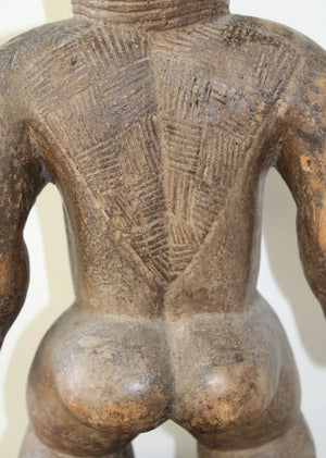 Female Figure Dan Lü Mä