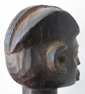 Figura Femenina Fang Mabea. Eyema Byeri