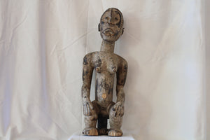 Figura Femenina Igbo
