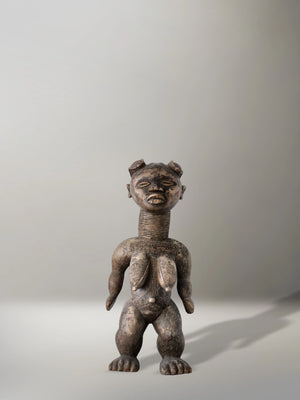 Figura Femenina Dan Lü Mä