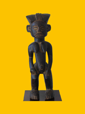 FIGURA FEMENINA FANG MAEBA. EYEMA BYERI