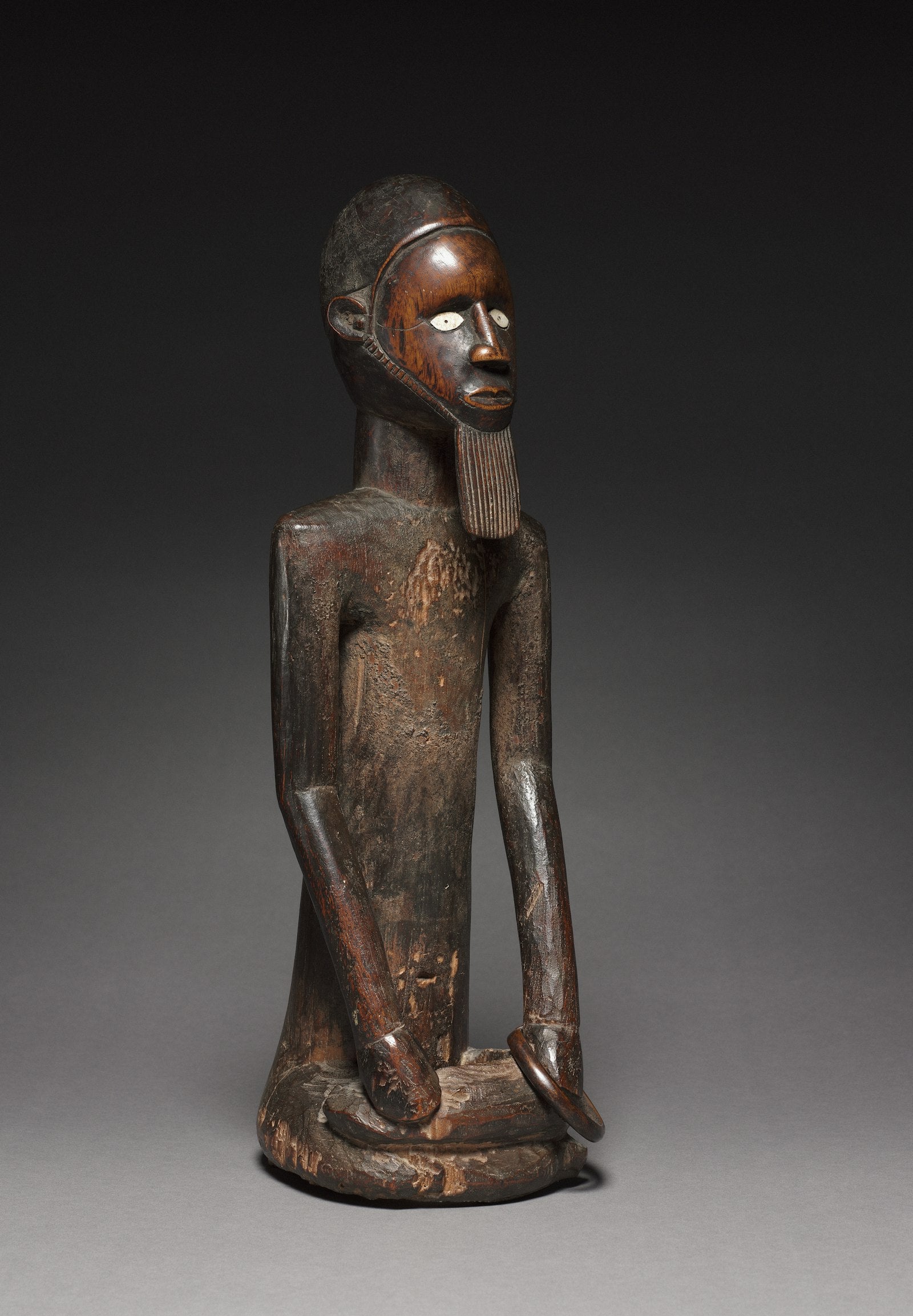 Arte Hemba: La Nobleza Tallada del Congo