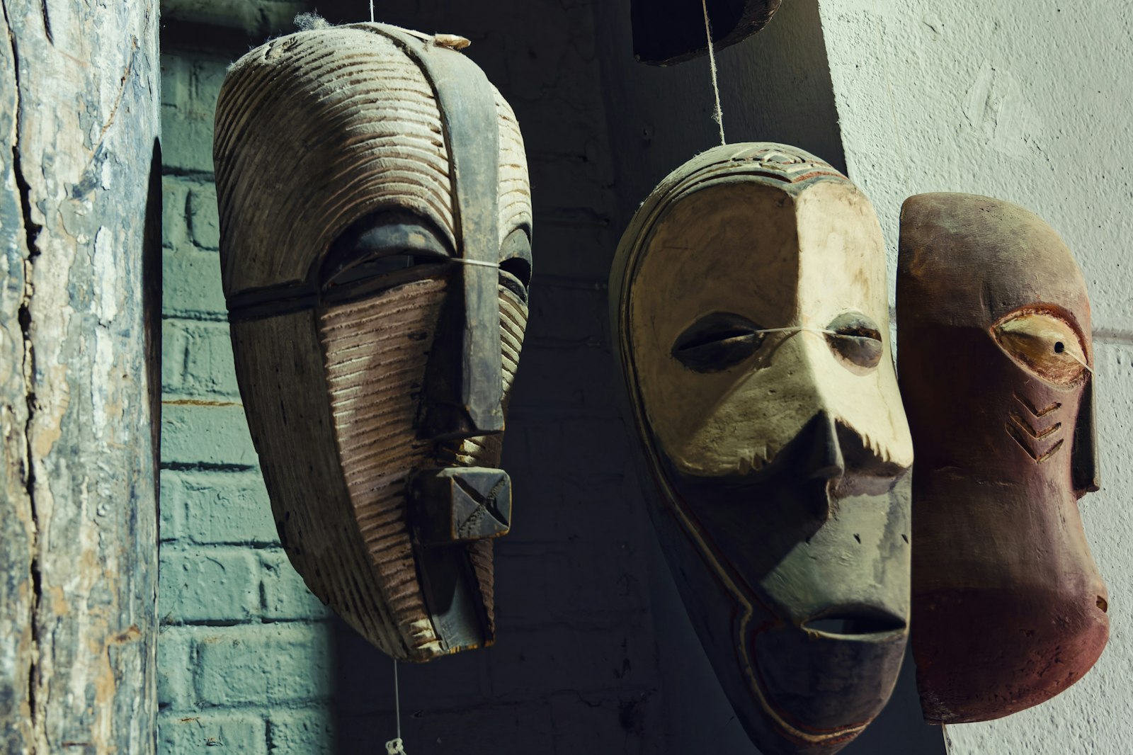 Máscaras Africanas: Rostros del Espíritu y la Tradición