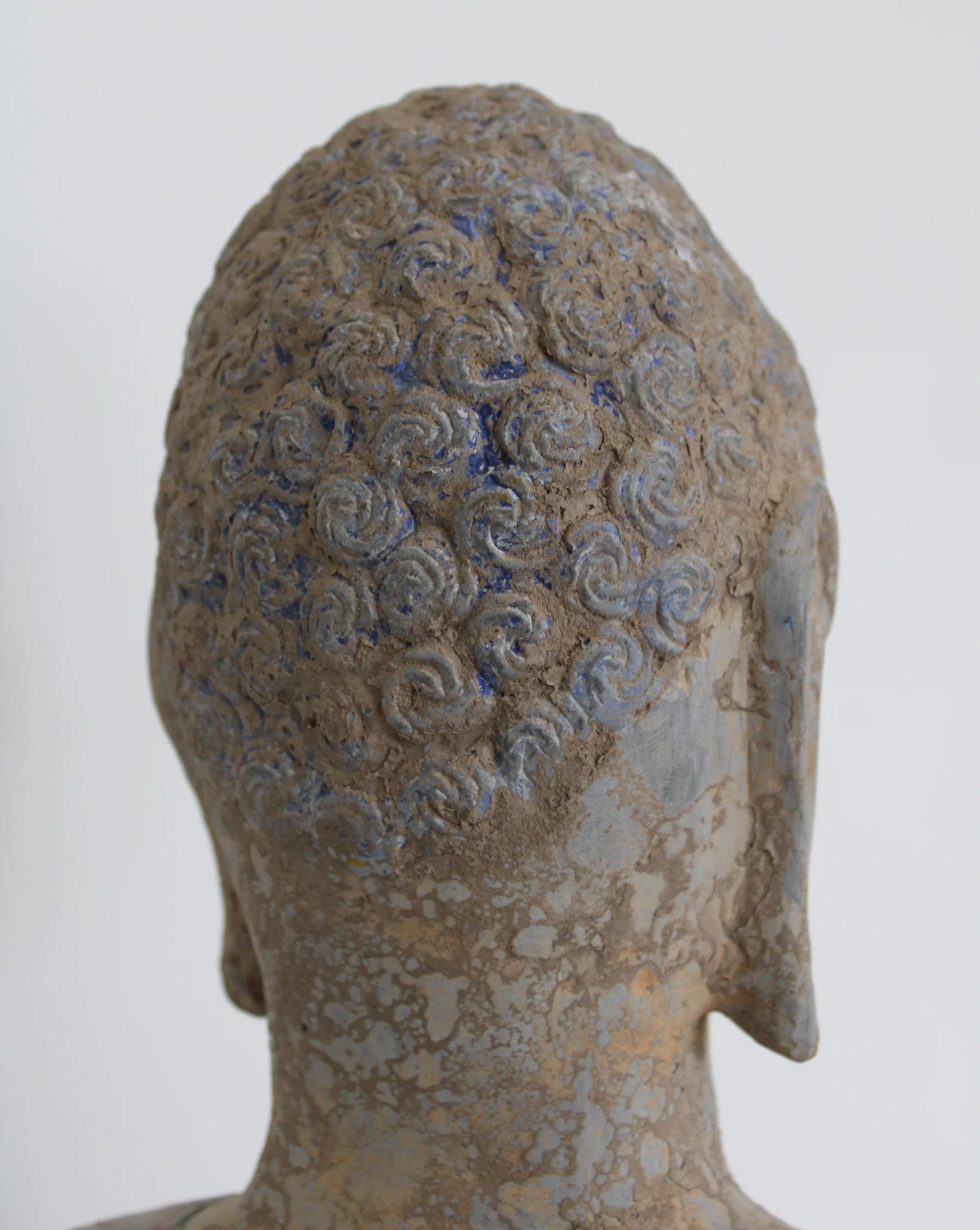 Buda Shakyamuni Tallado en Piedra - Dinastía Tang