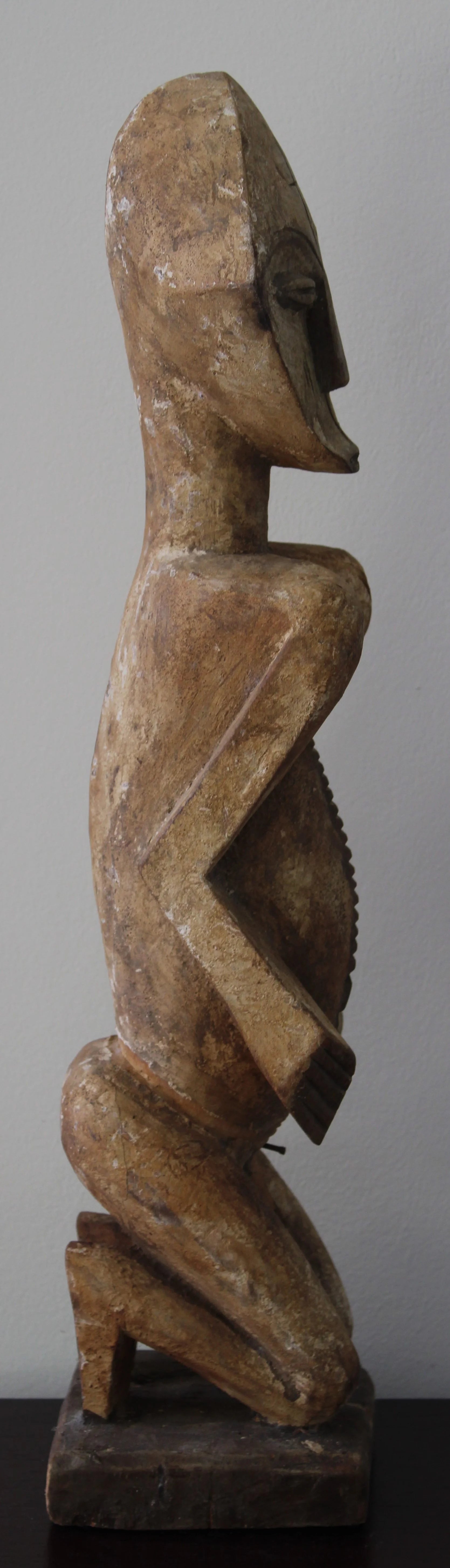 Estatua Lega Iginga