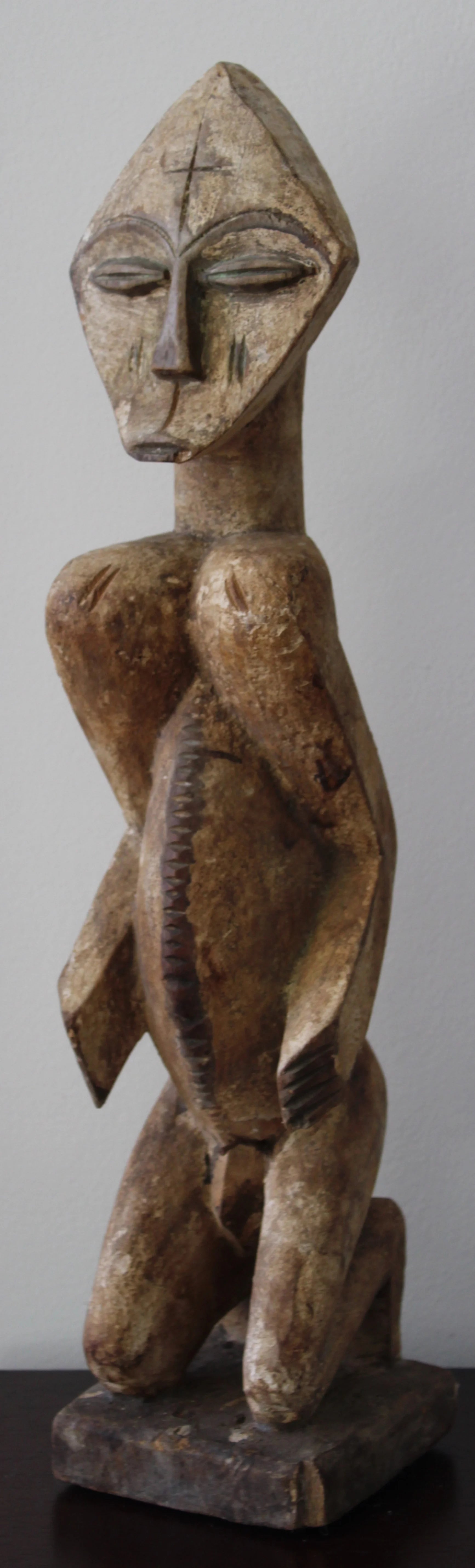 Estatua Lega Iginga