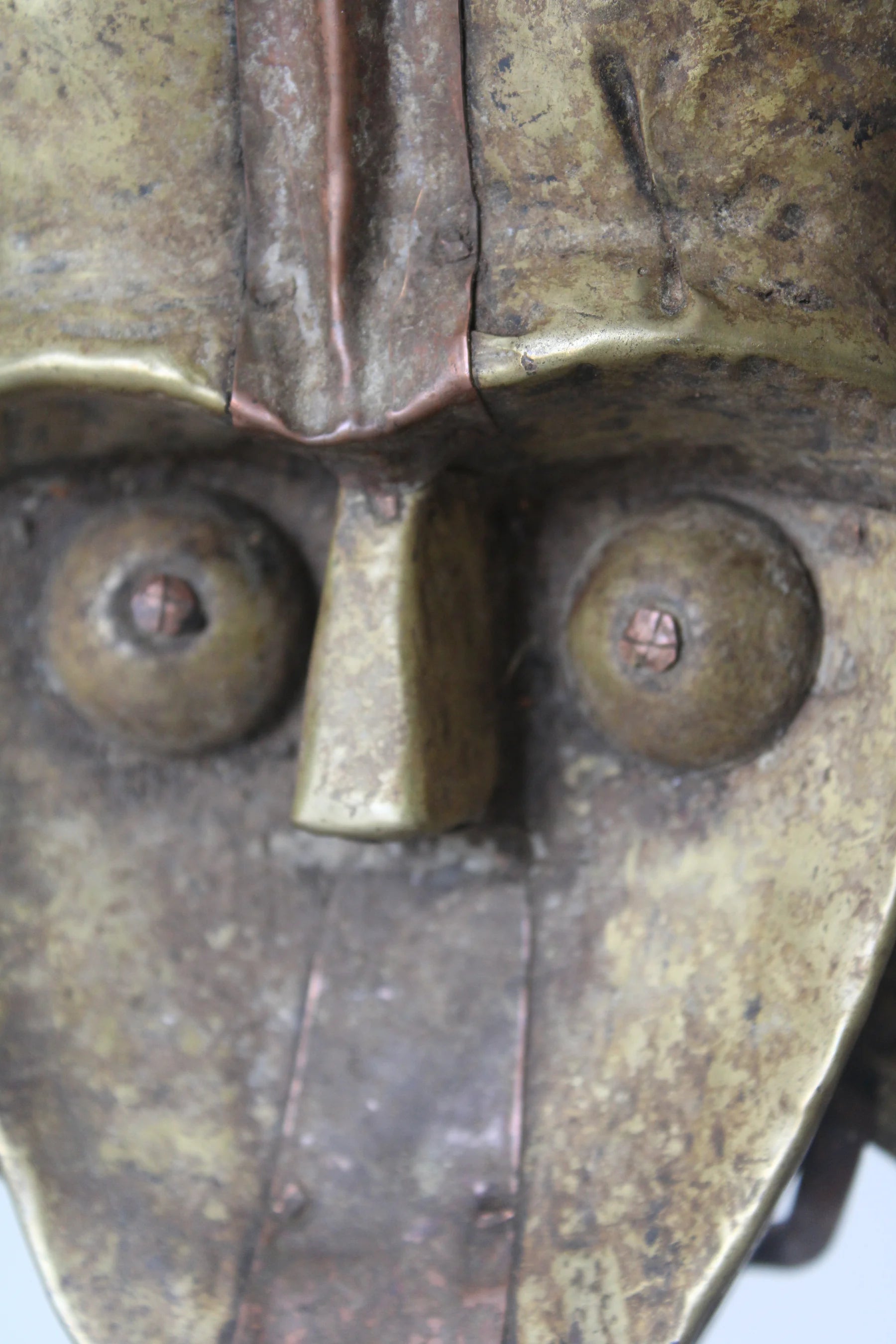 Estatua Relicario Kota Mbulu-Ngulu